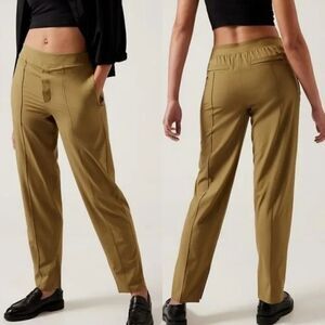 Athleta | Vienna Green Slim Pant size 24